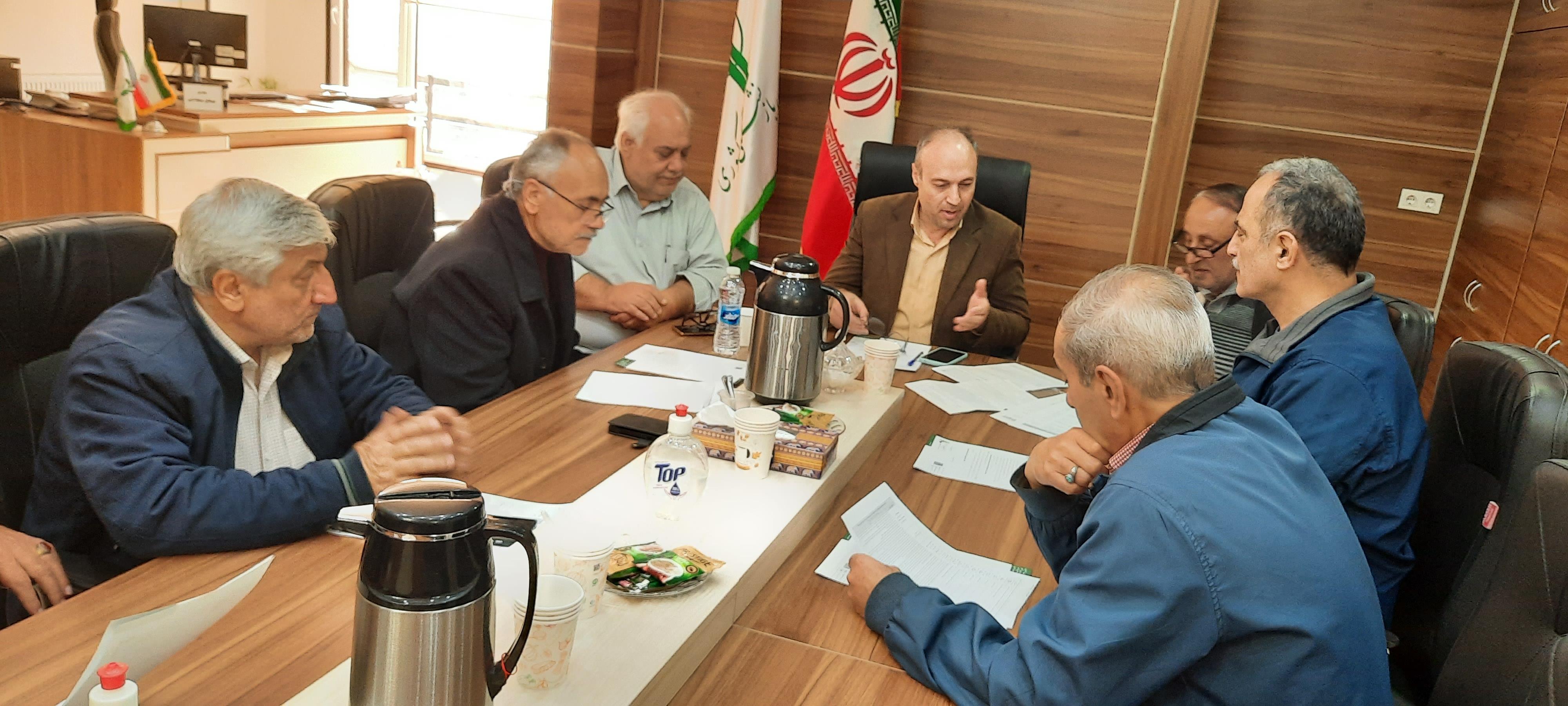 بررسی پیشنهادات قرارداد بیمه تکمیلی سال 1405 در مدیریت صندوق بازنشستگی استان قزوین