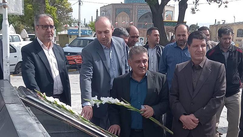 مراسم غبارروبی و عطرافشانی در مزار شهدای قزوین