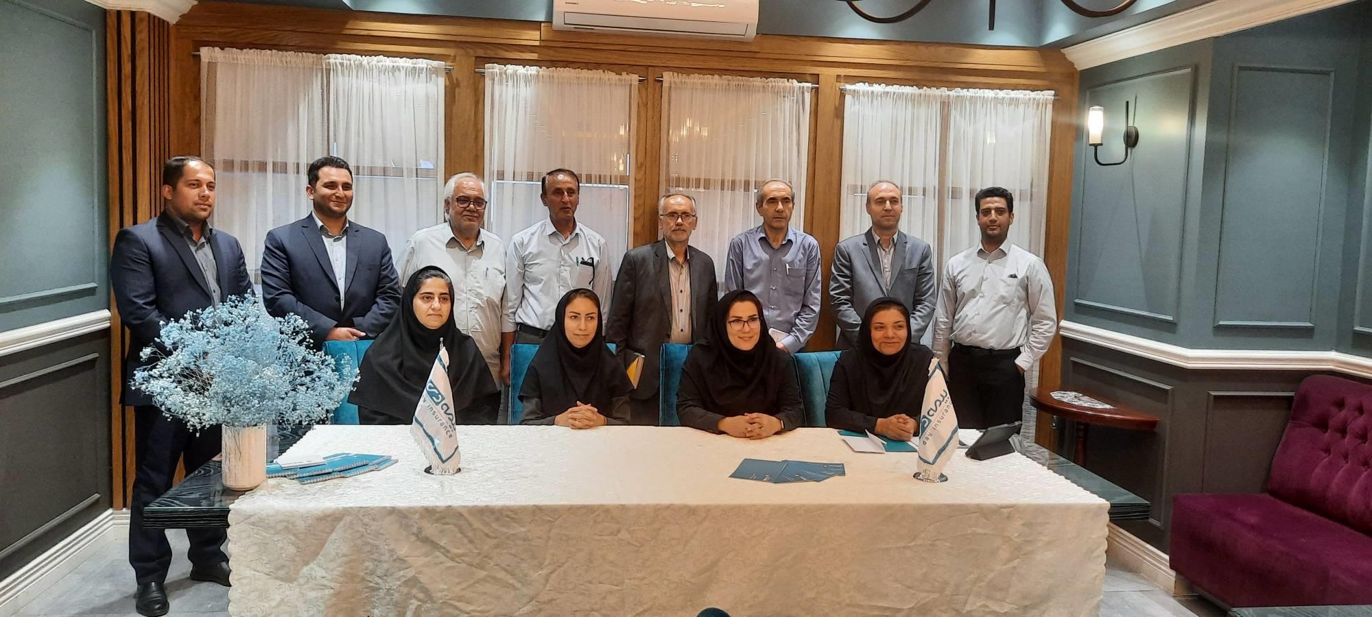 برگزاری دومین نشست هم اندیشی میان صندوق بازنشستگی کشوری استان قزوین و شرکت بیمه دی با هدف ارتقای سطح خدمت رسانی