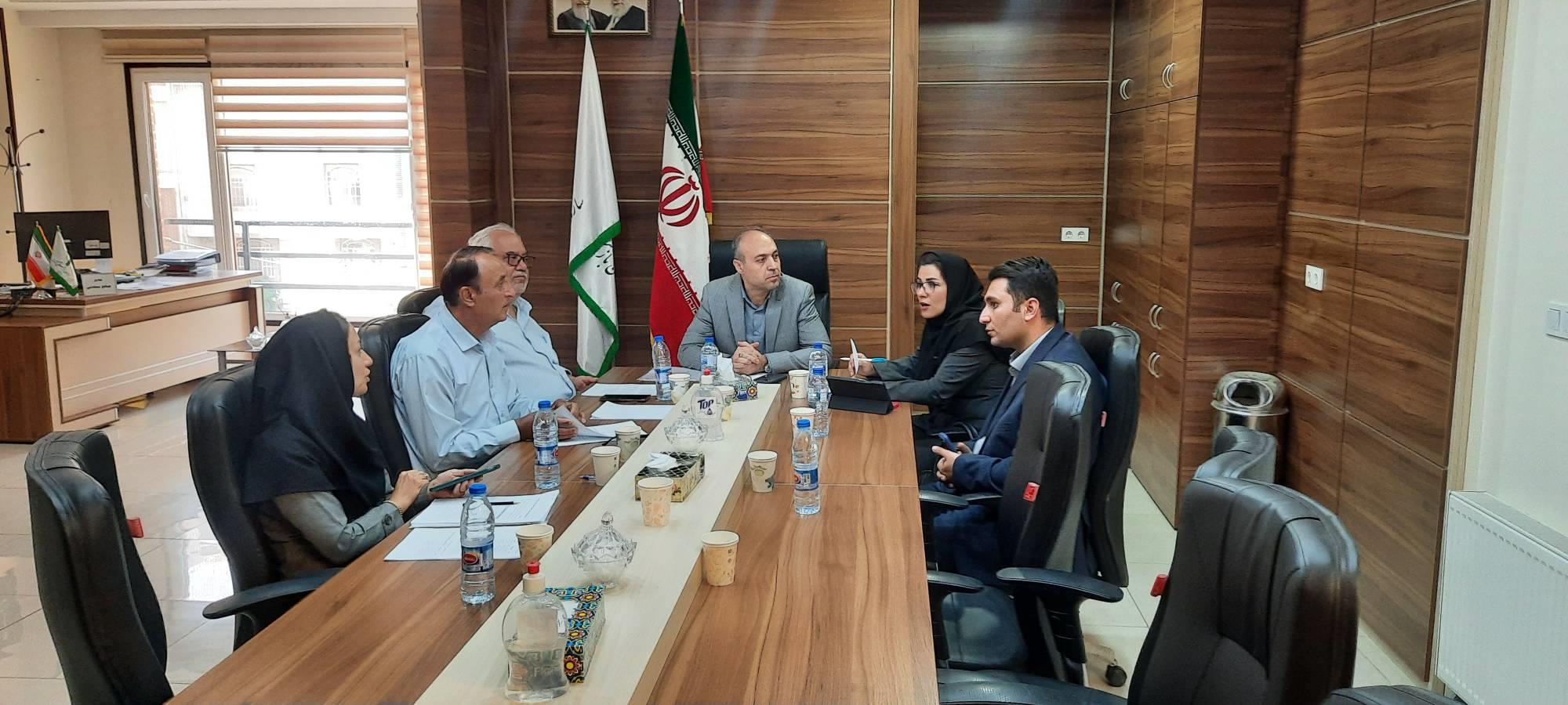 نشست تخصصی کمیته نظارت استانی بر قرارداد بیمه تکمیلی صندوق بازنشستگی کشوری 3